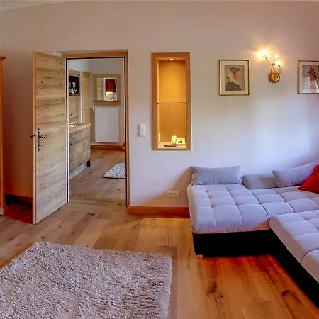 Aparthotel Serviced Licht 3*