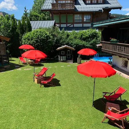 Serviced Licht Apartahotel 4*