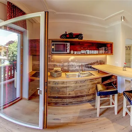 Aparthotel Serviced Licht 4*