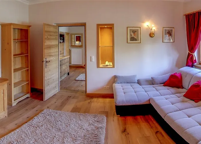 Aparthotel Serviced Licht 4*